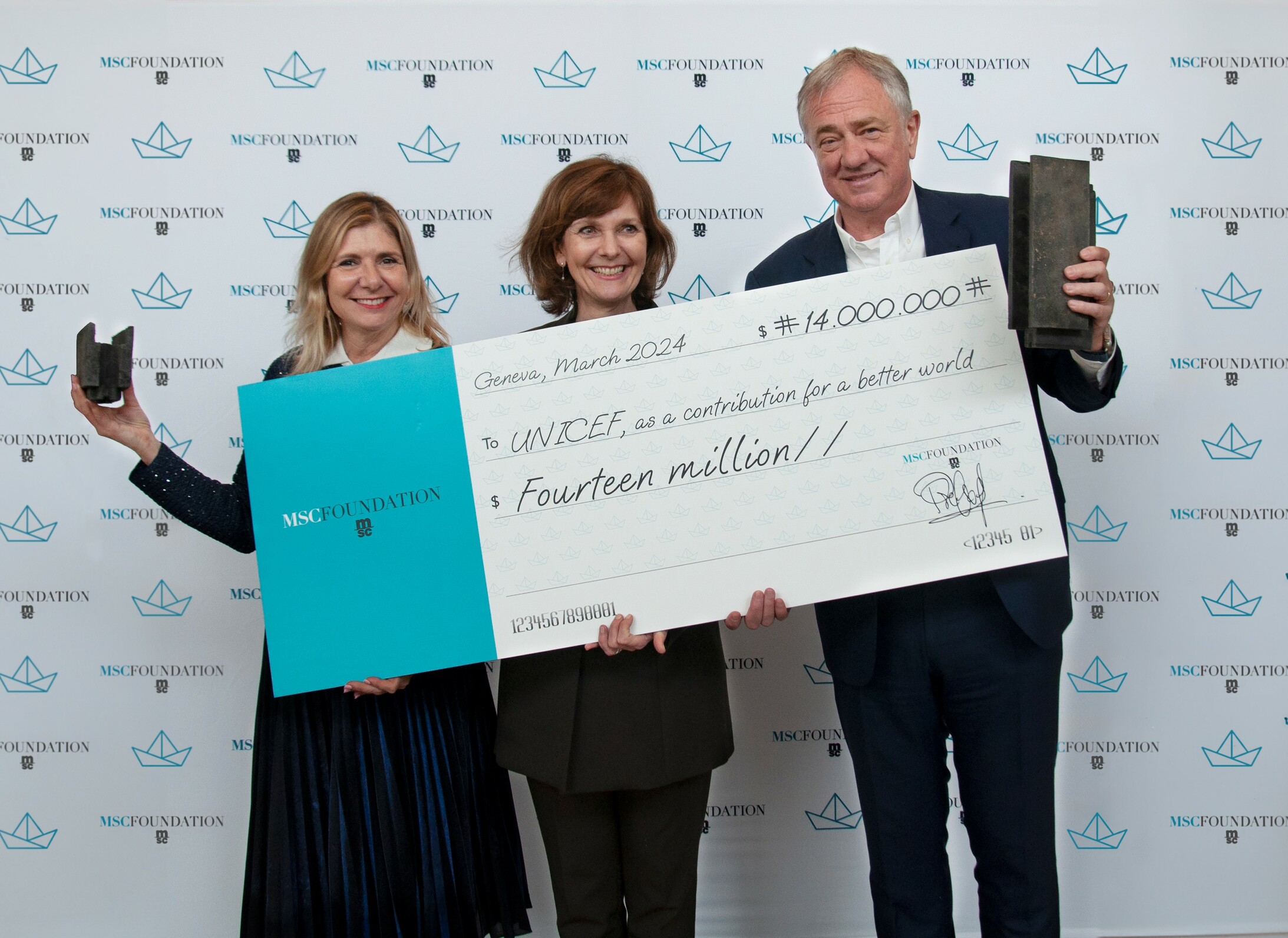MSC Foundation gives check to UNICEF