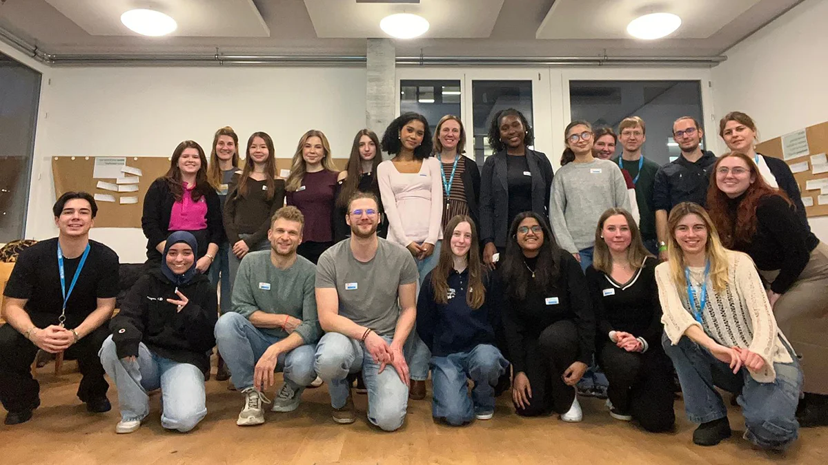 Gruppenbild der Teilnehmenden des Child Rights Advocacy Strategie-Workshops von UNICEF Schweiz und Liechtenstein.