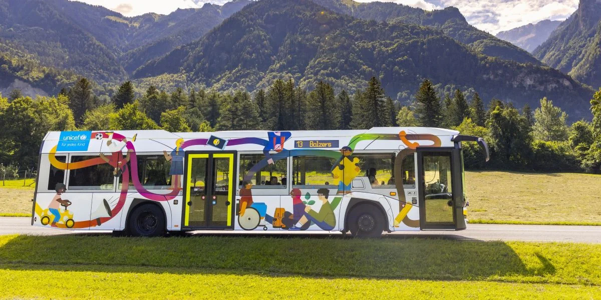 Kinderrechtebus auf Fahrt