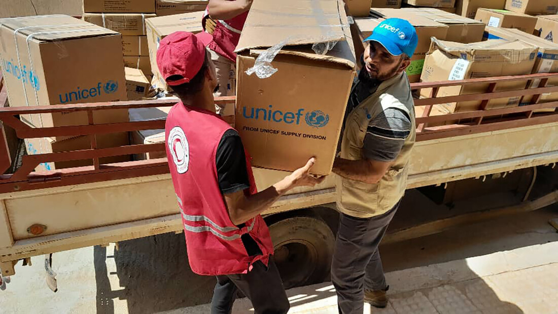 UNICEF Hilfsgüter werden in Libyen verteilt.